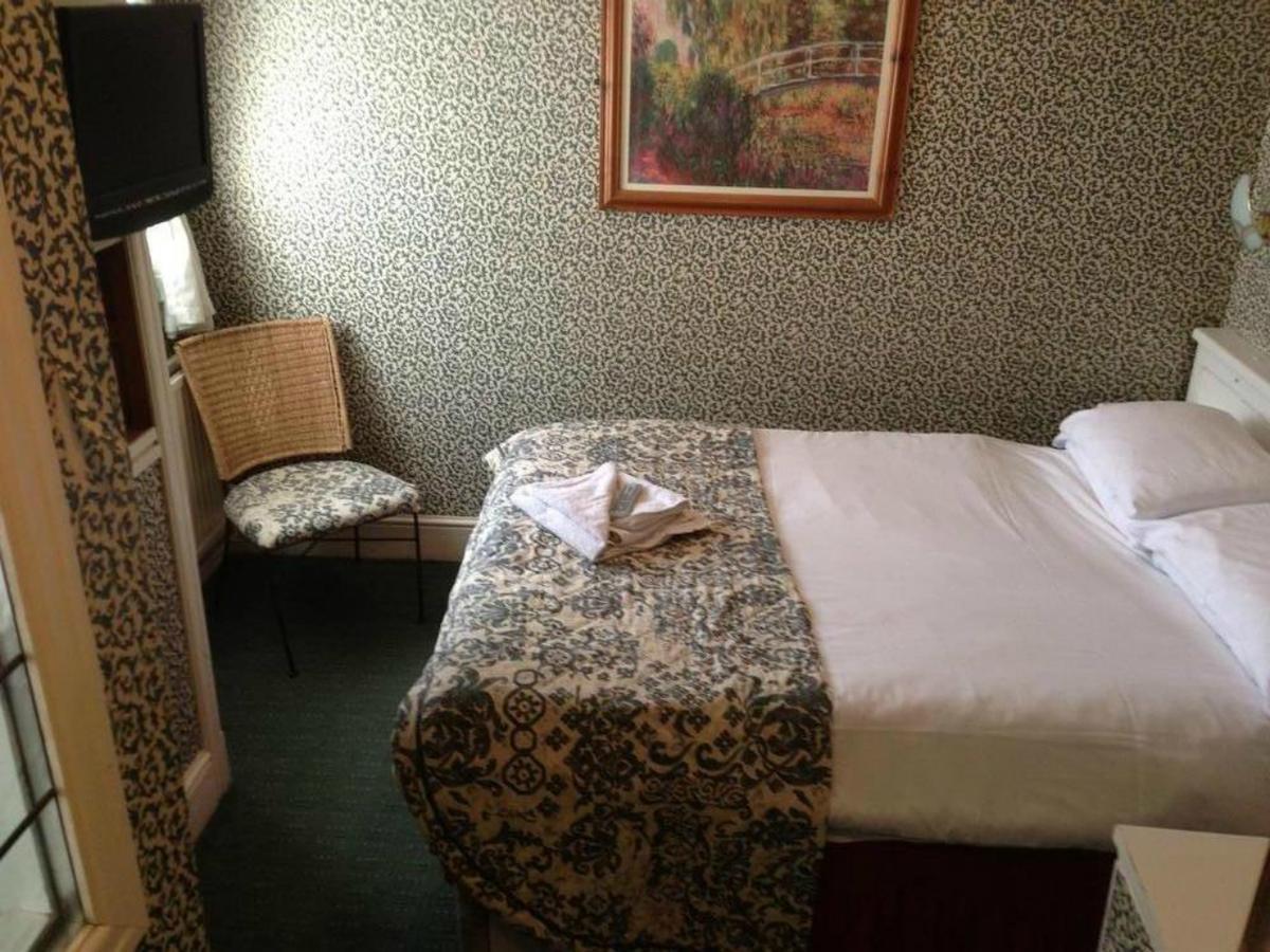 Penrhys Hotel Cardiff Eksteriør bilde