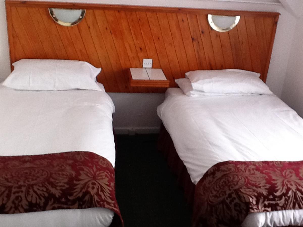 Penrhys Hotel Cardiff Eksteriør bilde